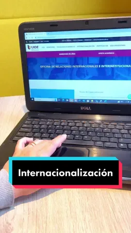 Vive una verdadera educación global en la #UIDE📚🔝🌎 #uide #uidepoweredbyasu #nosreinventamos #reinventate #fyp #parati #foryourpage #viral #trend #quito #ecuador #international #internacional #internacionalización #students #intercambio #transition 