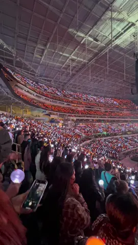 dynamite you will always be famous!!! ill never get over how pretty the lightsticks are during this song 😭 #bts_official_bighit #bts #dynamite #fyp #ptdla @bts_official_bighit 