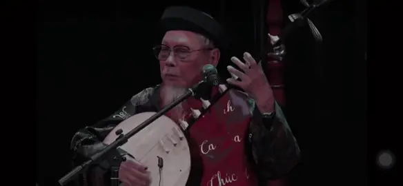 Cụ Kha - Cụ Tuất , Cầm Ca Chúc Thánh đoạn văn Quan Lớn Đệ Tam 🙏 Hai cụ đều là bậc khả kính trong làng hát văn , tại Hà Thành #Hát_Văn_Cổ #Tín_Ngưỡng_Thờ_Mẫu_VN 