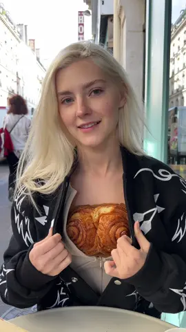 Second day in Paris 🇫🇷 Don’t ask me why 😅