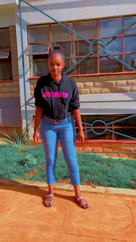 I know am no dance but ndio kutoka exam#foryoupage #faithmutuaa #foryou #meruuniversitytiktokers #dancechallenge 