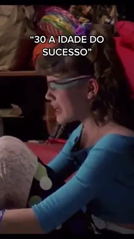 É MEME (em partes) kkk #30anos #idadedosucesso30 #trend #edit #memee #derepente30 #trintei #movie #humor #funny 