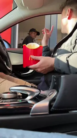 Appearing fries magic trick 😂🍟 #foryou #fyp #magic 