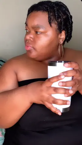 Like… be so for real. Especially if he gave any of the food a 10! And don’t let it be a small buisness in need. EASY MONEY! 🤷🏾‍♀️😂 #drafts #funny #keithlee 🤟🏾