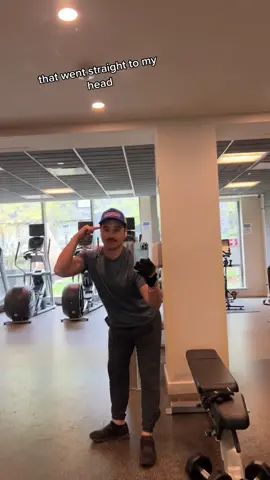 IM A BIG BIG BOY!! #comedy #funny #gym #workout #bigboy 