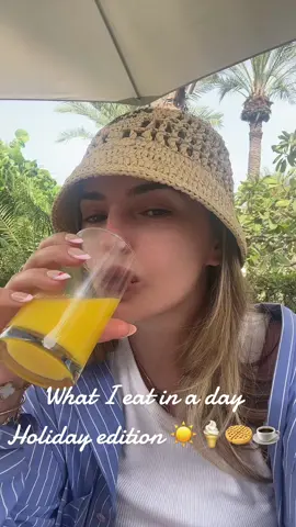 What i eat in a day - holiday edition ☀️🍦🍪🍸🍤🥗🌮🦞🍟🍣 #wieiad #wieiadrealistic #wieiadholiday #holiday #holidayfood 