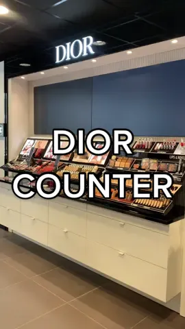 DIOR 🤍 In onze winkel hebben we sinds vandaag een DIOR counter! Wil jij ook de full DIOR experience? #diormakeup #diorbeautylovers #iciparisxl #viralvideos #perfumecollection #scentoftheday 