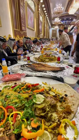 حضرنا اليوم في مضيف العم الشيخ عبد الحسين الذايخ العكيلي مادبه افطار وحضر كوكبة من ماشيخ العراق وعكيل في اكبر مضيف بغداد#اكبر_مضيف_في_العراق #شيوخ_العراق #العكيل #بغدادي #بلديات 