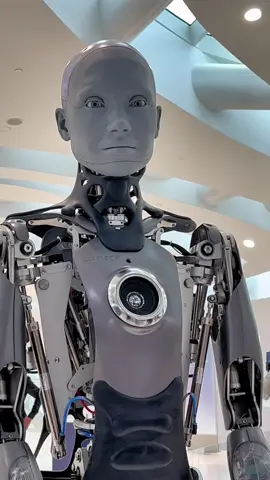 Dubai's Future Museum #robots #AI #future #museum #technology #dubai #fyp #uae 