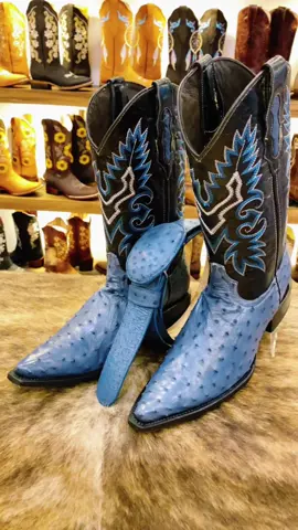 Avestruz azul mezclilla horma sinaloa👢⭐️𝔼𝕟𝕧𝕚𝕠𝕤 🚚 ℕ𝕒𝕔𝕚𝕠𝕟𝕒𝕝𝕖𝕤 𝕒 𝕥𝕠𝕕𝕠 𝕄𝕖𝕩𝕚𝕔𝕠 🇲🇽 & 𝔼𝕤𝕥𝕒𝕕𝕠𝕤 𝕌𝕟𝕚𝕕𝕠𝕤 🇺🇸 𝔼𝕤𝕥𝕒𝕞𝕠𝕤 𝕦𝕓𝕚𝕔𝕒𝕕𝕠𝕤 𝔼𝕟 𝕃𝕖𝕠𝕟 𝔾𝕥𝕠 𝕄𝕒𝕤 𝕀𝕟𝕗𝕠𝕣𝕞𝕒𝕔𝕚𝕠𝕟📲479-142-1104📱#azul #ave #botas #rancho #sinaloa #mazatlan #envios #miami #viral #texas #oregon #arizona #cuh 