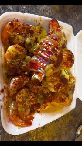 Turn your phone sideways…ENJOY 😉🤤😍#tiktoker  #thehotspotseafood #seafood #seafoodboil #fyp #foryou #herwaypartynextdoor #mouthwatering 