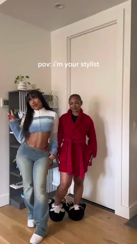 Virtual styling services available❤️ DM me on IG for all inquiries 💕 #virtualstylist #stylist #styling fake bodies