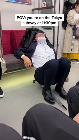 The Japanese men have a superpower to sleep anywhere! 🇯🇵😭 #japan #tokyo #osaka #travel #usa 