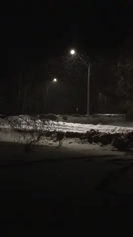 #fypシ #foryou #snow #snowing #night #qkthr #fyp #depressingvideo 
