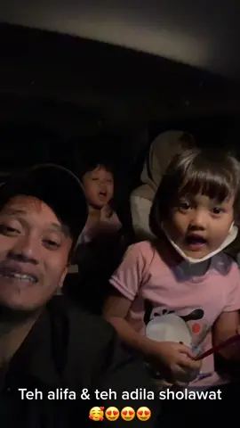 Teh alifa & teh adila sholawat # Pinter-pinter sholehah 🤲❤️