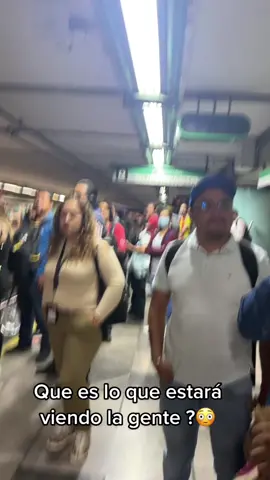 #fyp #xyzbca #suspenso #metro #transportepublico #urgente #impactante  #rana #caricatura #metrodelaciudaddemexico 