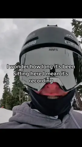 I gave him my number and he texted me a couple hours after! 🍻#skipatrol #springskiing #snowboarding #skischool #powderhounds #park #insta360 #stevenspass 