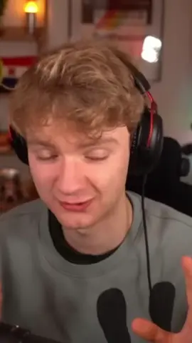 So violent #jschlatt #schlatt #tommyinnit #tommy #didschlattwin #streamer #dreamsmp #fyp 