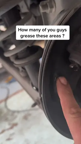 Is it hyped ? #automotive #automotiverepair #automotivelife #automotivetechnician #automotivetiktok #mehcanic #mechaniclife #mechanicsoftiktok #drumbrakes #brakes #brakeshoes #jeep #fy #fyp 