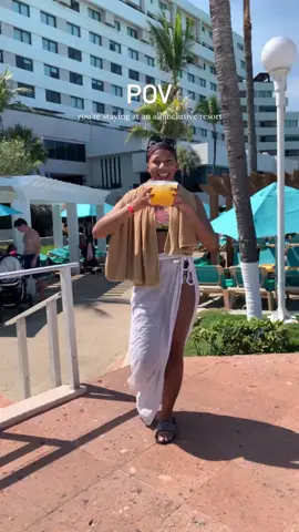 Not me having a minute worrh of drinking videos in my phone 😭😂 i promise i ate good, too. ##cancun #allinclusive #honeymoon 