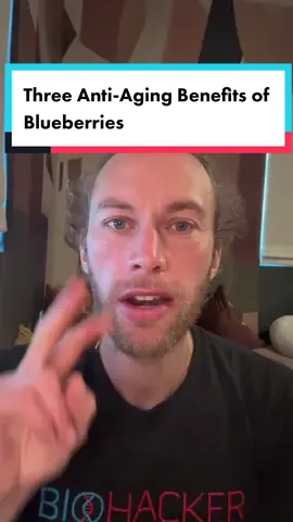 Three Anti-Aging Benefits of Blueberries. #antiaging #blueberries #polyphenols #organic #brainhealth #alzheimers #robertwblove
