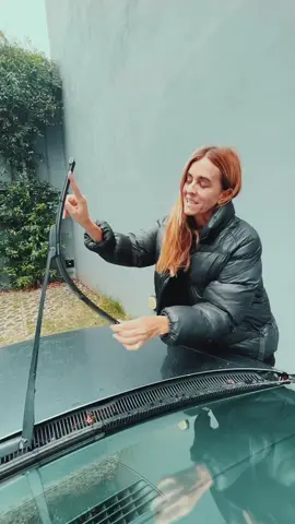 Quizás es un #bolutip pero vemos que muchas no le dan bolilla al estado de las escobillas del limpiaparabrisas del 🚘 Acá 5 cosas para tener en cuenta 💫 #manejoenlluvia #limpiaparabrisas #autos #mujeresalvolante 