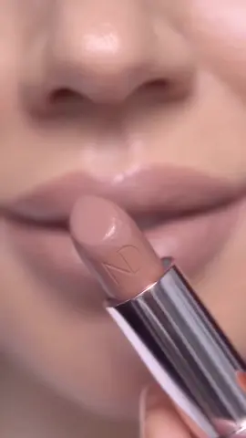 I'm such a nude lipstick lover because it truly compliments almost any look @Soso swatches the I NEED A NUDE LIPSTICK in shade Natasha and I can't get enough! #repost #natashadenona  #natashadenonabeauty #explore #explorepage #makeupartist #newformulas #discover #discoveryou   #ND #makeup #lipstick #nudelips 