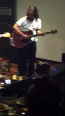 Membalas @tisubasah_6 ari lesmana jaman kapan nih? |🎧 float - sementara| #fypシ #float 