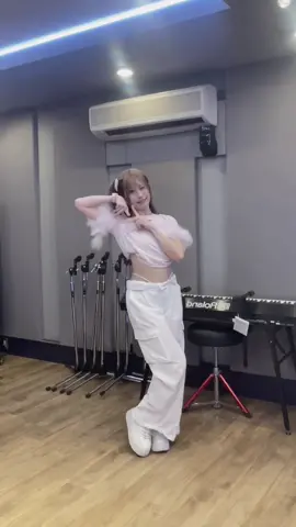 【アイドル】反転してるのでこのまま覚えて大丈夫です！正面用です。 #アイドル振付師 #オリジナル振付 #アイドル #yoasobi #推しの子 #星野アイ #ruby #星野ルビー #星野アクア #oshinoko #choreographer 