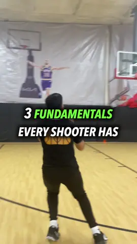 Do you have all 3 of these in your shot? Every shot is different but there are definitely certain fundamentals every shoot NEEDS.  Click the link in bio to train with me - 📍Toronto  #basketball #basketballtraining #hoops 
