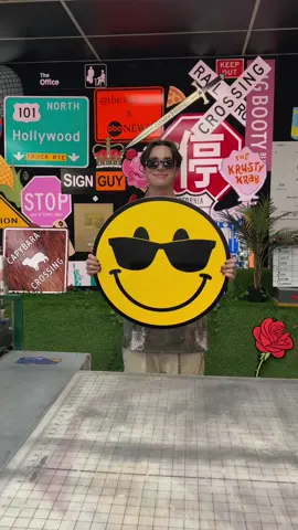 uncle snoop would be proud #work #asmr #signs #oddlysatasfying #foryou #fyp #signguy #420 #california 