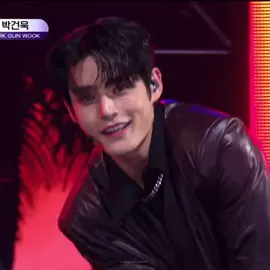 HELLO MY JIWOONG FINALLY GOT HIS LINE ??? HOT SUMMER REALLY SUITS HIM AND LOOK HE DESERVE TO DEBUT! CONGRATULATION KIM JIWOONG ON YOUR DEBUT 🫶🏻#kimjiwoong #jiwoong #boysplanet #jiwoongboysplanet