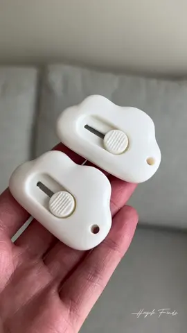 This cloud 🥹 comment “SHOP” and i will send you the link or find everything on my YouTube. ***link in bio 🌸#amazonfinds #amazonmusthaves #amazongadgets 