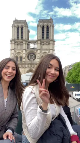 Felicidad compartida 👼🏼✨ #CapCut #paris #tiktokviral #fouryoupage #fyp #friends #trending 