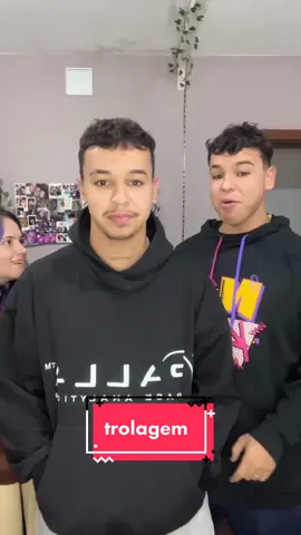 o tapao na oreia