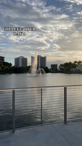 umiami is absolutely stunning!💚🧡 #preppyaesthetic #collegetour #umiami #trendy #girly #preppy #2024 