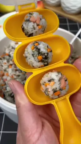 Baby Rice Ball Maker Shaker Rice Ball Molds DIY Ball Shape Sushi Maker Rice Ball Shaking Artifact Round Rice Ball Mould Rice Ball Tool Rice Ball Molds Sushi Mold Maker Sushi   Maker Onigiri Rice Mold Making Tools
