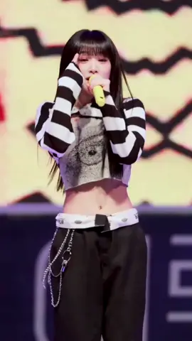 uma das unicas fancams que voces vao ver no meu perfil que nao tem funk, nao acostumem 💗 #foryou #fypシ #dafnecams #fancam #yena 