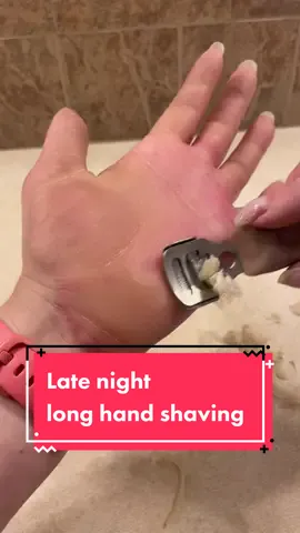 Late night real-time shaving 🥰 #parmeseanpalms #keratoderma #callusremoval #callusremover #callousremover #callousremoval #skinpickingaddict #skinpicker #skinpick #dermatillomania #skinclip #callusedhands #callousedhands #podologia #podiatry #podiatrylife #dermatologia #dermatology #palmoplantarkeratoderma #hyperkeratosis 
