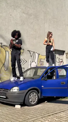 Guess whos car is this 😂 with @WillyNoir  #new #dance #challenge #fyp #virual #melody #afro #afrobeats #african #world #car #mood #ghana #nigeria #sa #chopdaily #nwe 