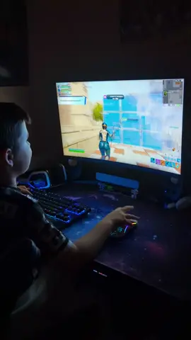 No, this is not sped up 😳 only 8 years old. Jaxson is just built different. 👌👑#JaxManPlayz14 #pcgaming #fortniteclips #fyp #fortnite #gamer #prodigy #goat 
