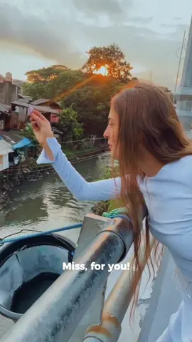 2 sides of Jakarta, look behind me and in front of me ❤️‍🩹 #help others #bekind 