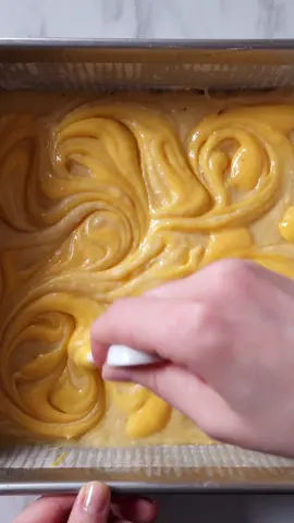 Replying to @bemuzing EVEN MORE LEMON, this time in the form of a soft & fluffy lemon curd cake 🍋🫶 an everyday kind of cake, the kind you whip up in half an hour and then let it do its thing in the oven 💛 #lemontok #lemoncake #lemoncurd #cake #caketok #glutenfree #recipes 