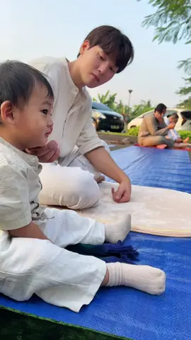 Sholat ied pertama sama dua anak sholeh ❤️ 