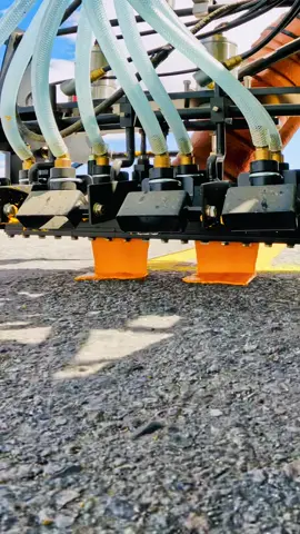 Too Hot 🌡️ #thermoplastic #roadmarking #roadstriping #roadwork #california #minimac #viral #tiktok 