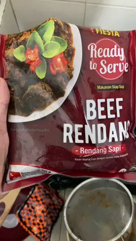 Fiesta Beef Rendang Ready To Serve ini enak juga, dagingnya empuk, bisa lha buat ngobatin rindu kampung halaman, alternatif buat masak dadakan kalo lg ada tamu 🤭🤭😍😍#VoiceEffects #fiestabeefrendang #omaruma #omarumastuff #happy #reviewmakanan 