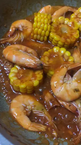 Buttered Shrimp with Corn and Sprite ❤️ #ulam #ulamrecipe #ulamideas #fyp #foryoupage #shrimp #shrimptok #corn #eat #eats #yummy #yummyshrimp #butteredshrimp #butteredshrimpwithsprite 