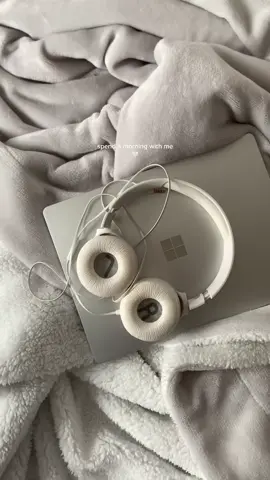 perfect saturday morning 🤍 #morninginmylife #dayinthelifevlog #morningroutine 