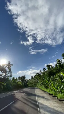 Roadtrip 🩵#RelaxingView #ViewWithMusic #NatureVideography #beautifulnature #TikTokTravelVideos #TravelTikTok #probinsya #slowvibes #TravelTikTokVideos #traveldiaries #PhilippinesViews #TravelMusicVibes #beautifulsunset #musicvibesmood #philippinesview 