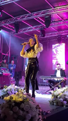 @Stana Stepanescu😍💵💶💷 #amintropartesiinalta #dolarilireeuro #stanastepanescu #stana #ruga #viral #5pasidebine🔥 #trending #5pasidebine #fypシ #foryou #rugadelaoras #caransebes #romania 